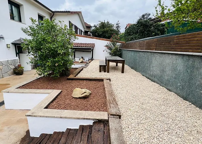 Loreartean By Basque Homes 公寓 宏达瑞比亚